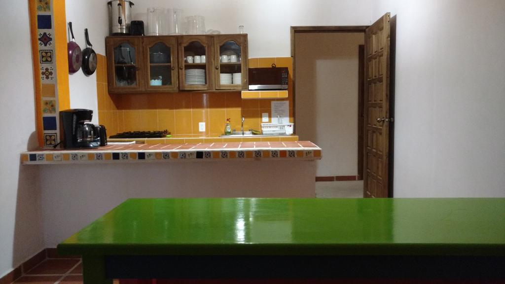 Mexicasa Cancun Hostel Ngoại thất bức ảnh
