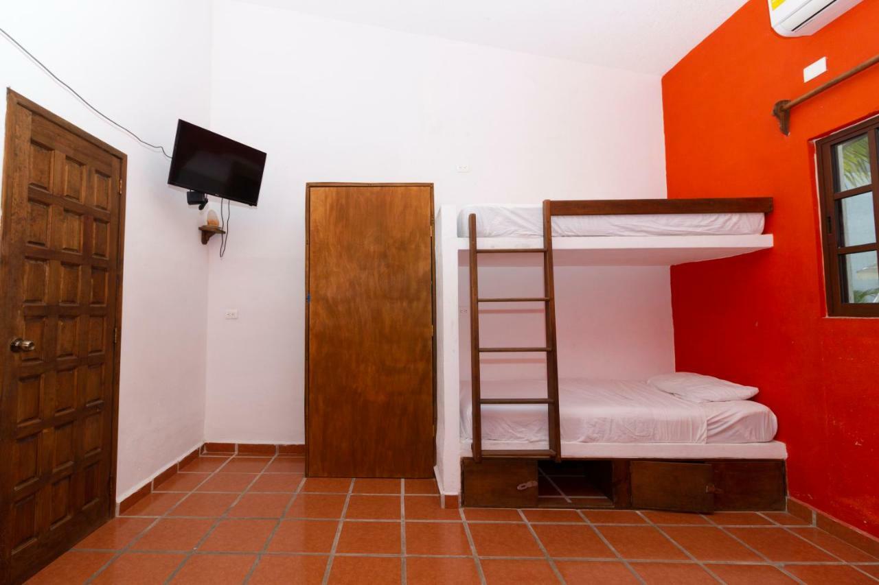 Mexicasa Cancun Hostel Ngoại thất bức ảnh